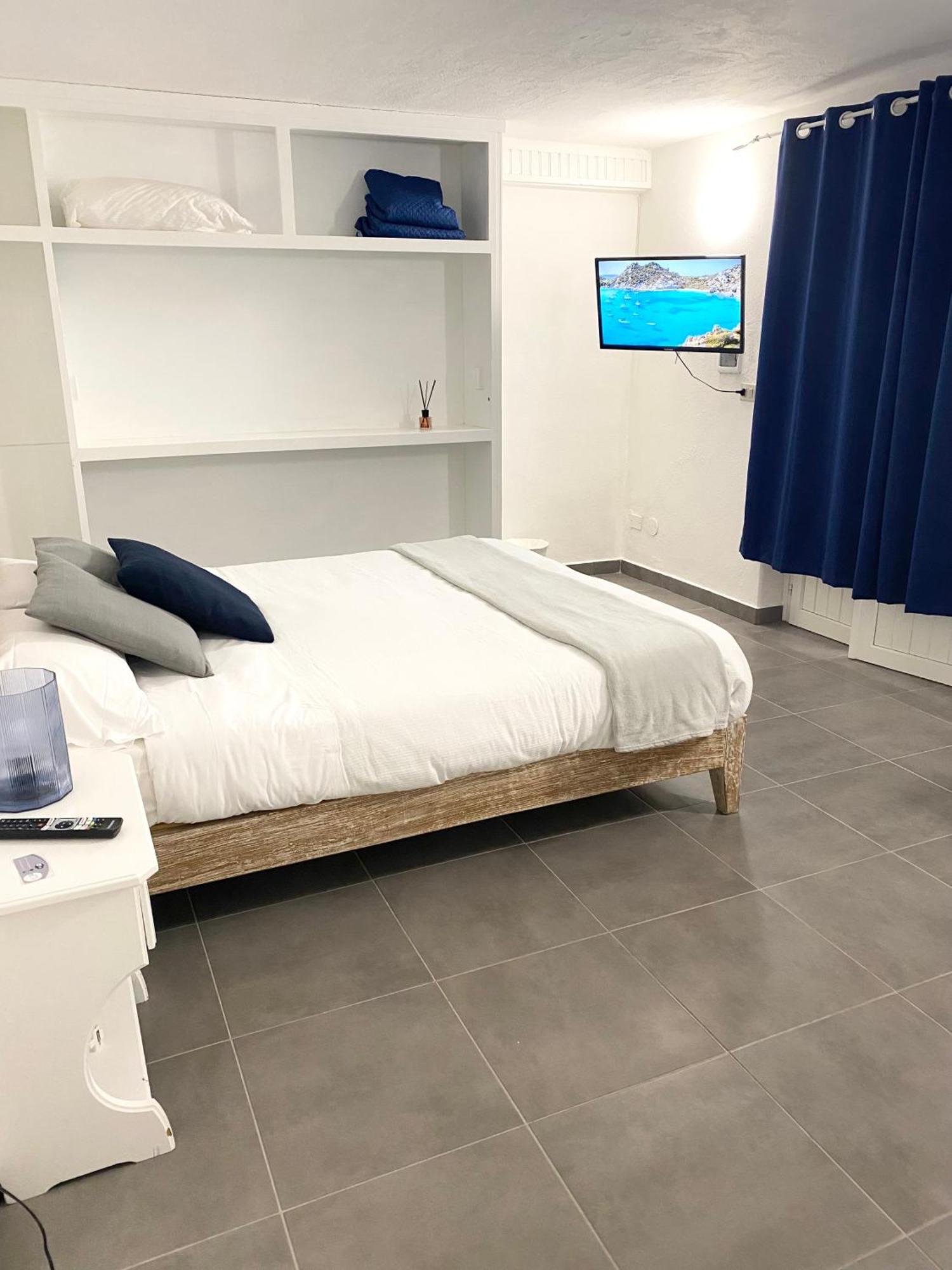 Cala Reale Rooms Marinella Marinella  Dış mekan fotoğraf